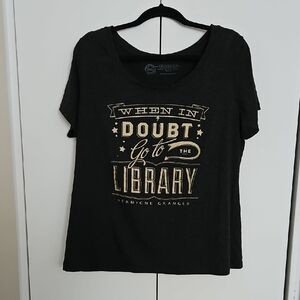 Out of Print Black T-Shirt XXL